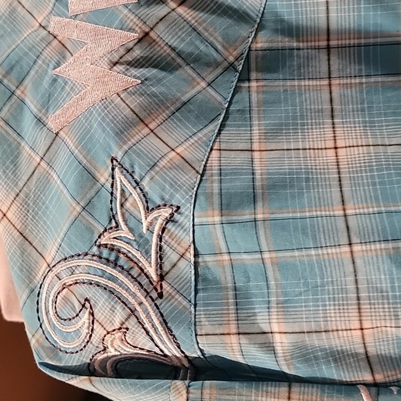 Wrangler® Logo Blue Plaid Long Sleeve Snap Shirt MP1318M - Picture 8 of 10